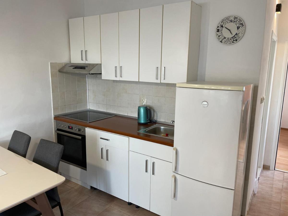 Apartment Dado Dugi Rat Exterior foto
